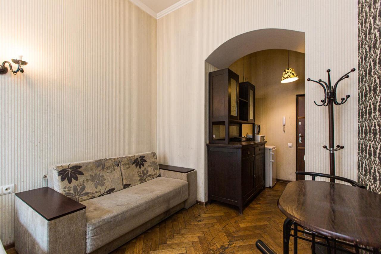Квартира В Оренду На Копеника 12, Біля Палацу Потоцьких Lviv Exterior photo